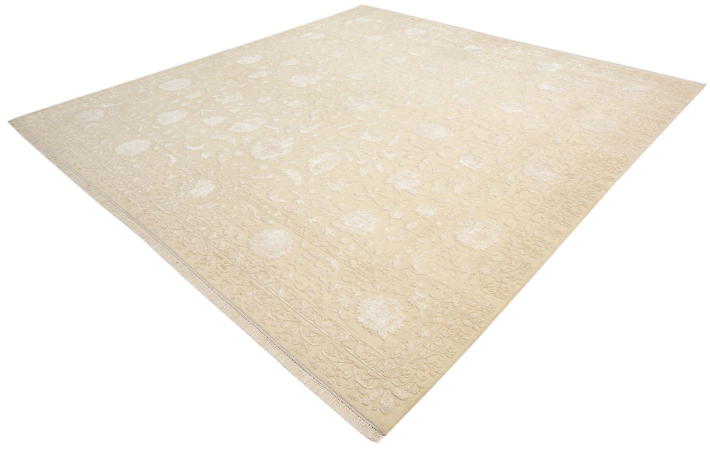 Oriental Rug 309x301cm