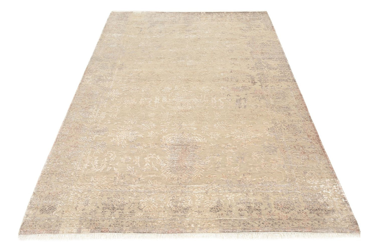 Designer Rug - 183 x 124 cm - light beige