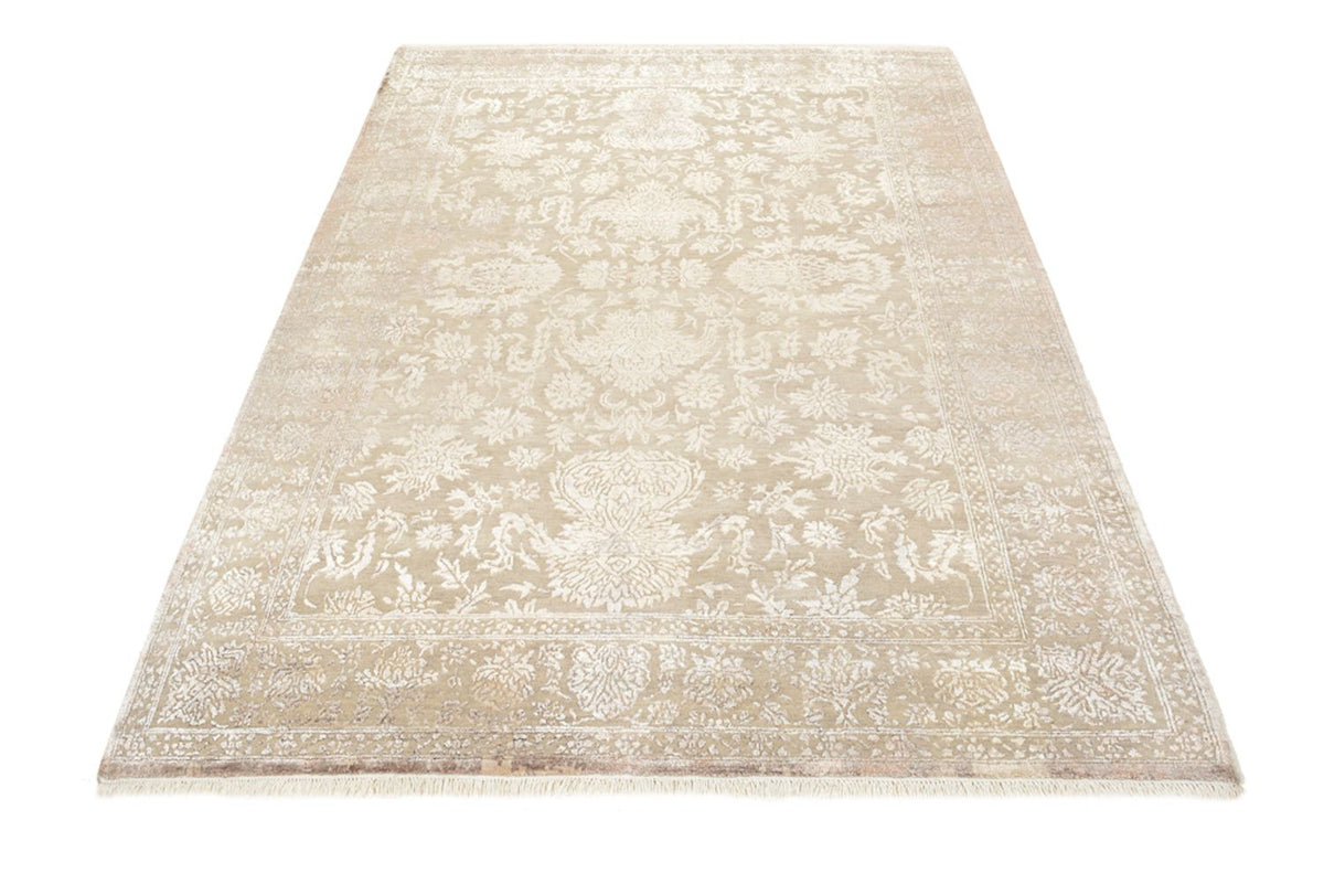 Designer Rug - 183 x 124 cm - light beige