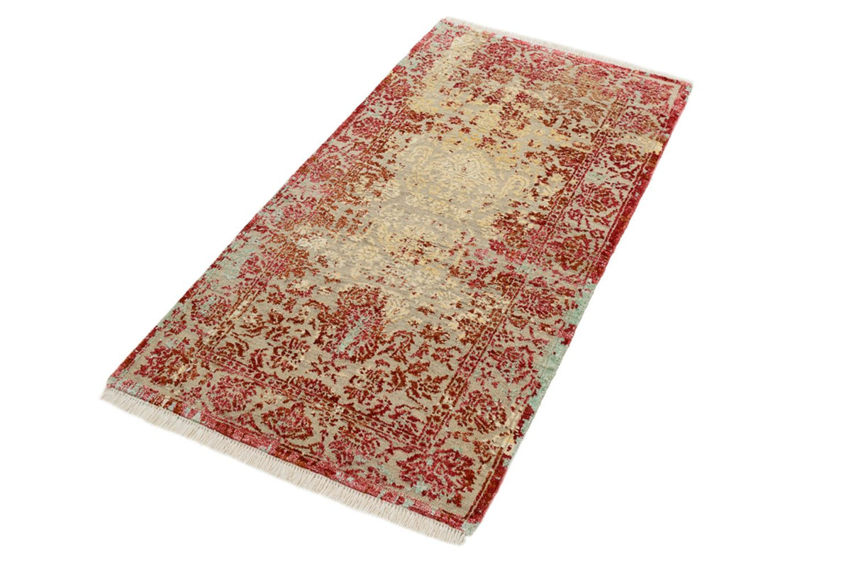 Designer Rug - 134 x 71 cm - light red