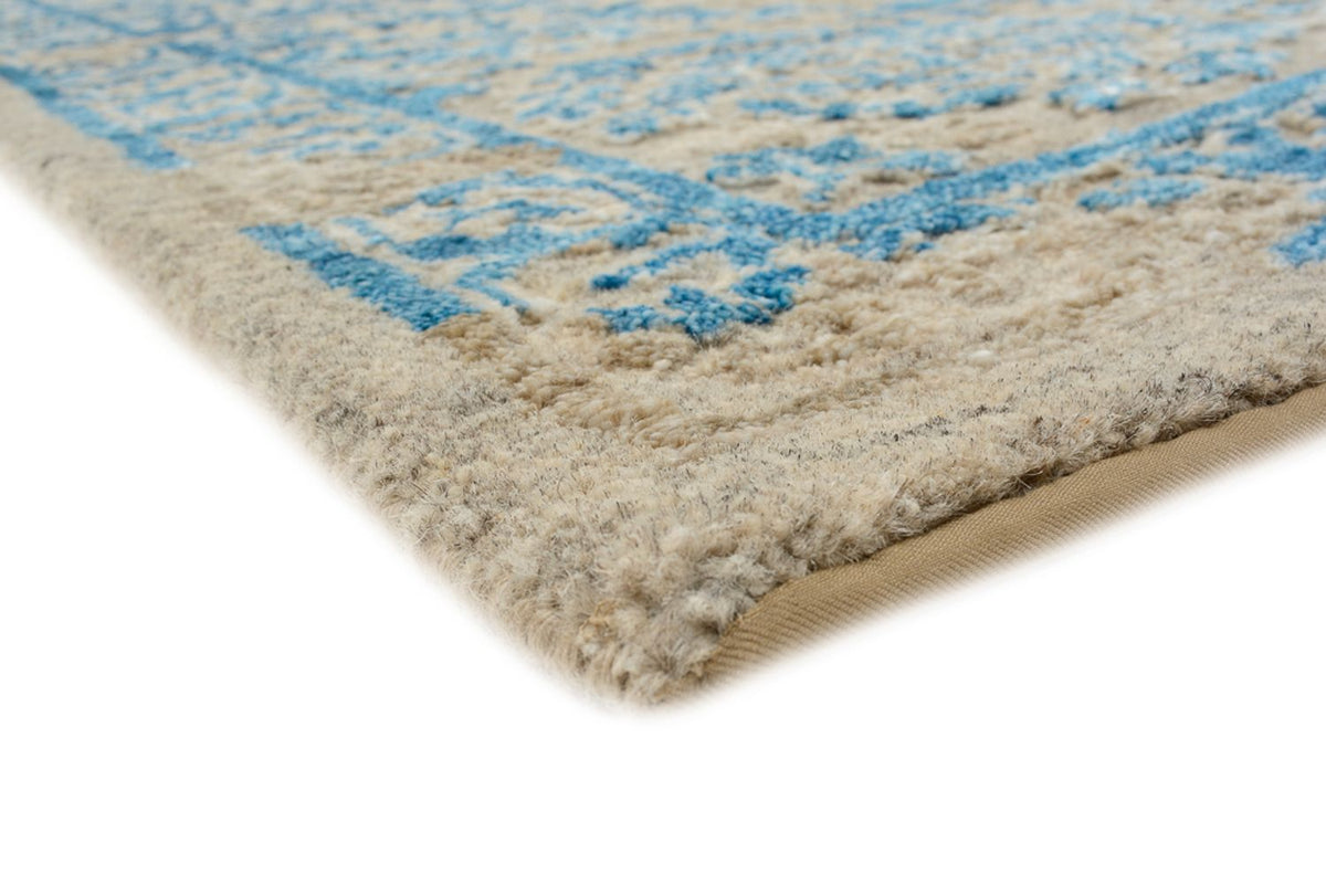 Designer Rug - 243 x 174 cm - light blue