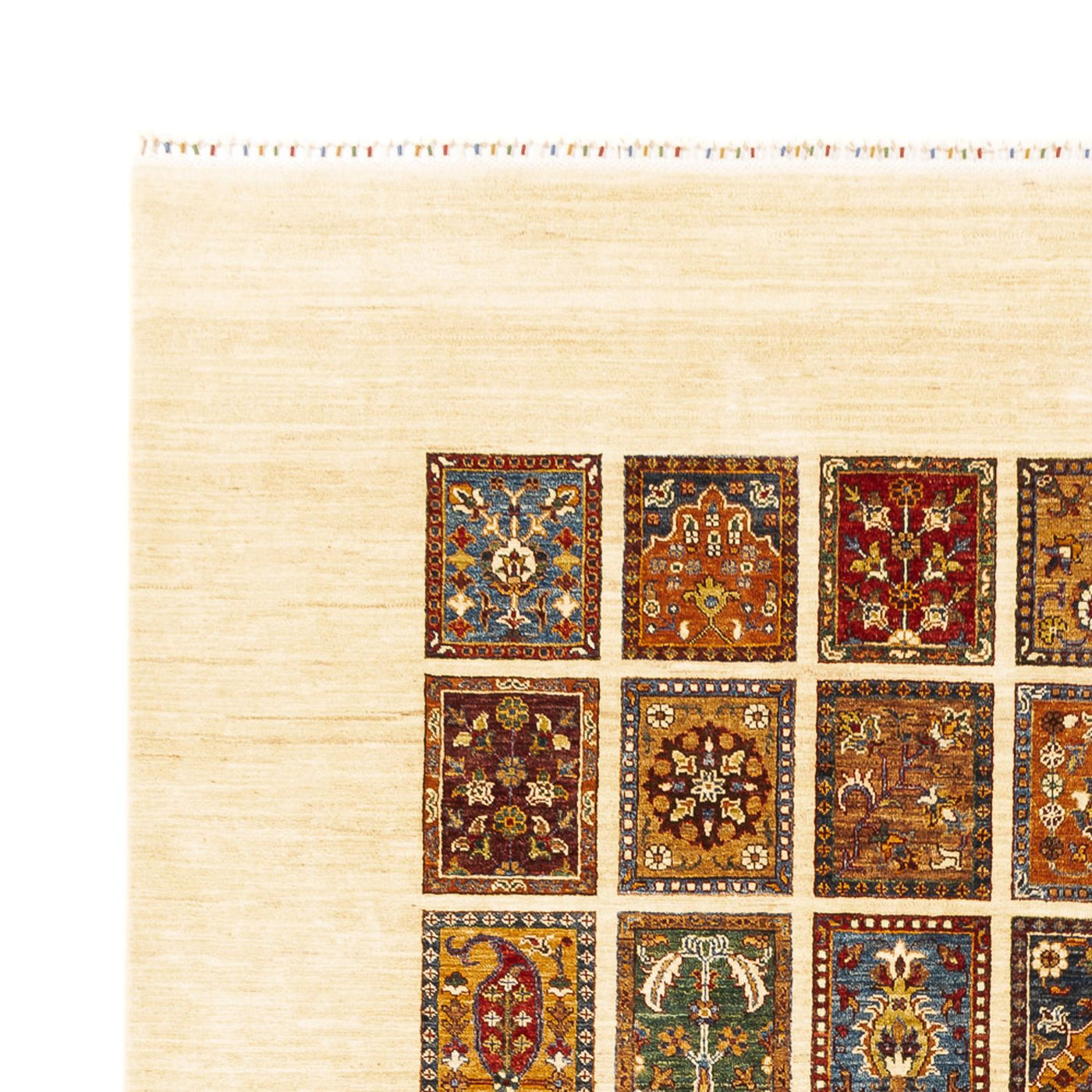 Bakhtiari Rug 327x244cm - Oriental Rug