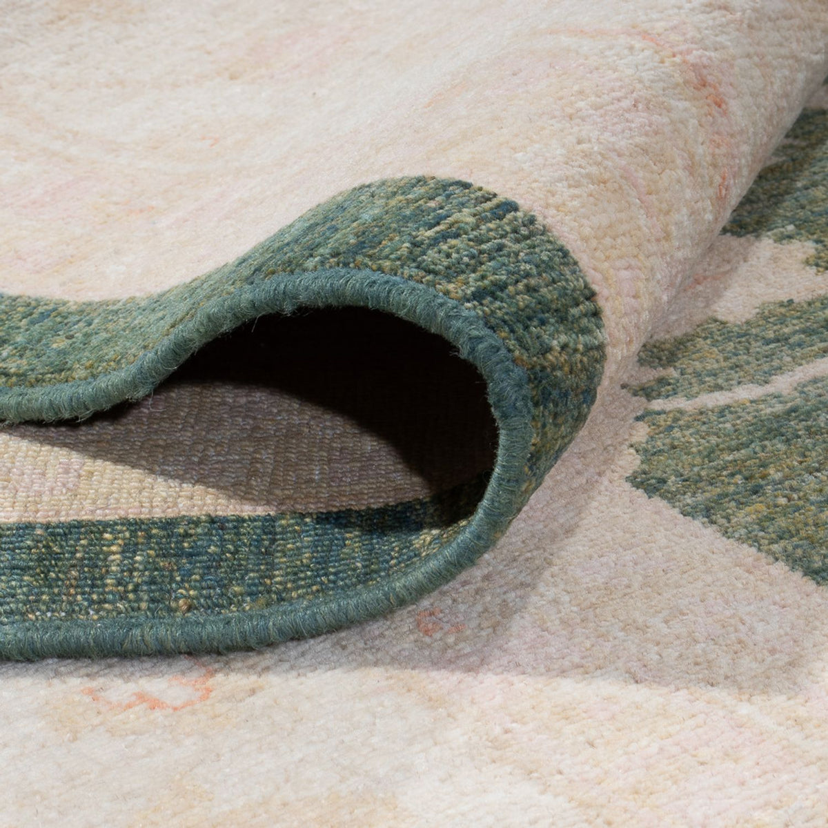 Ziegler Rug - 404 x 307 cm - olive green