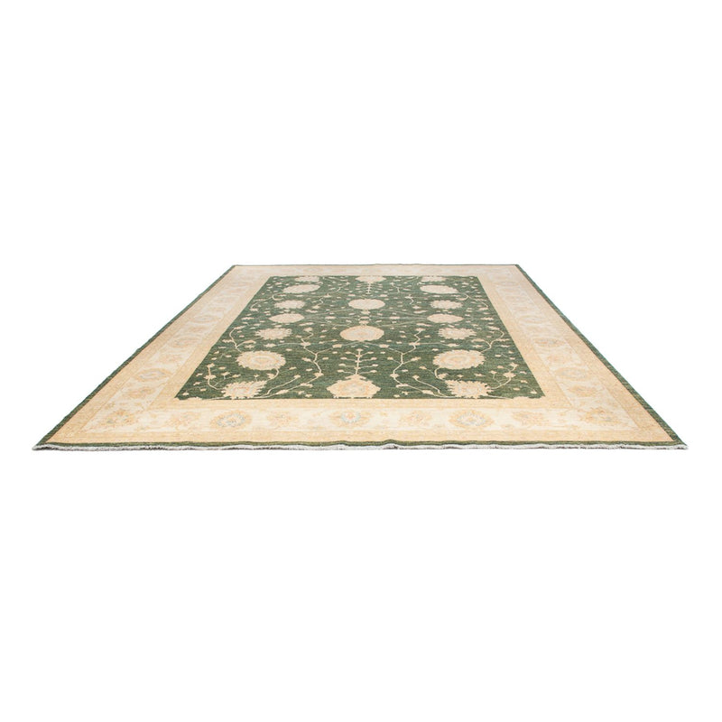 Ziegler Rug - 360 x 278 cm - olive green
