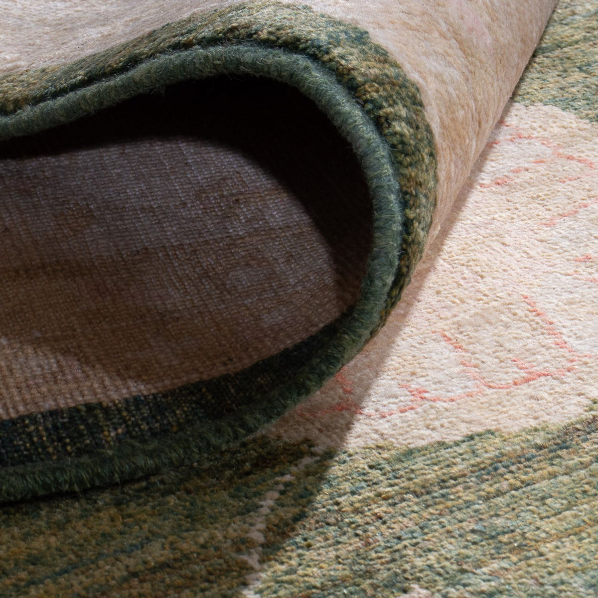 Ziegler Rug - 365 x 275 cm - olive green