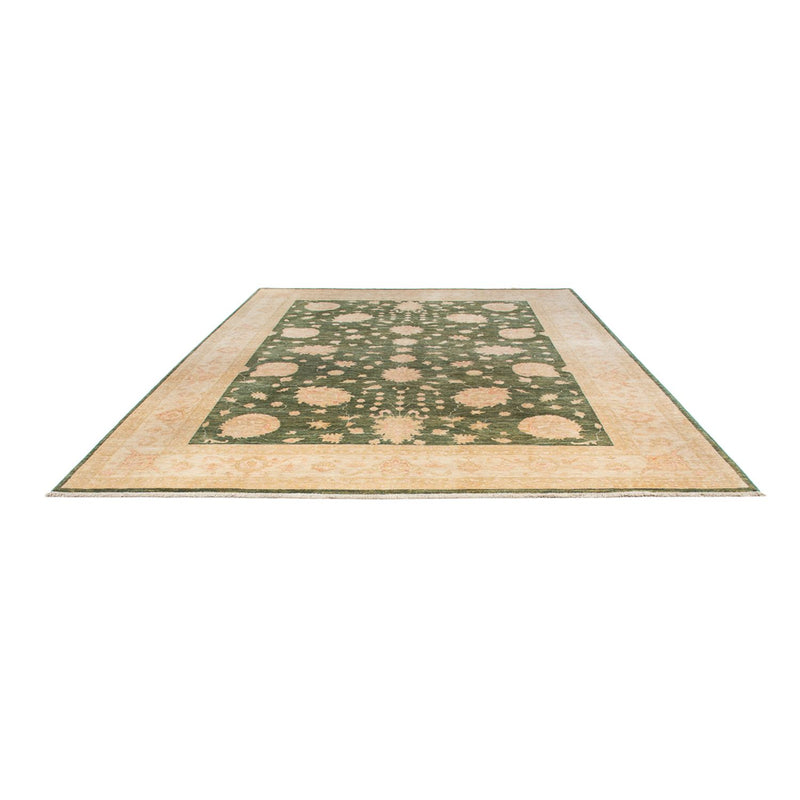Ziegler Rug - 365 x 275 cm - olive green