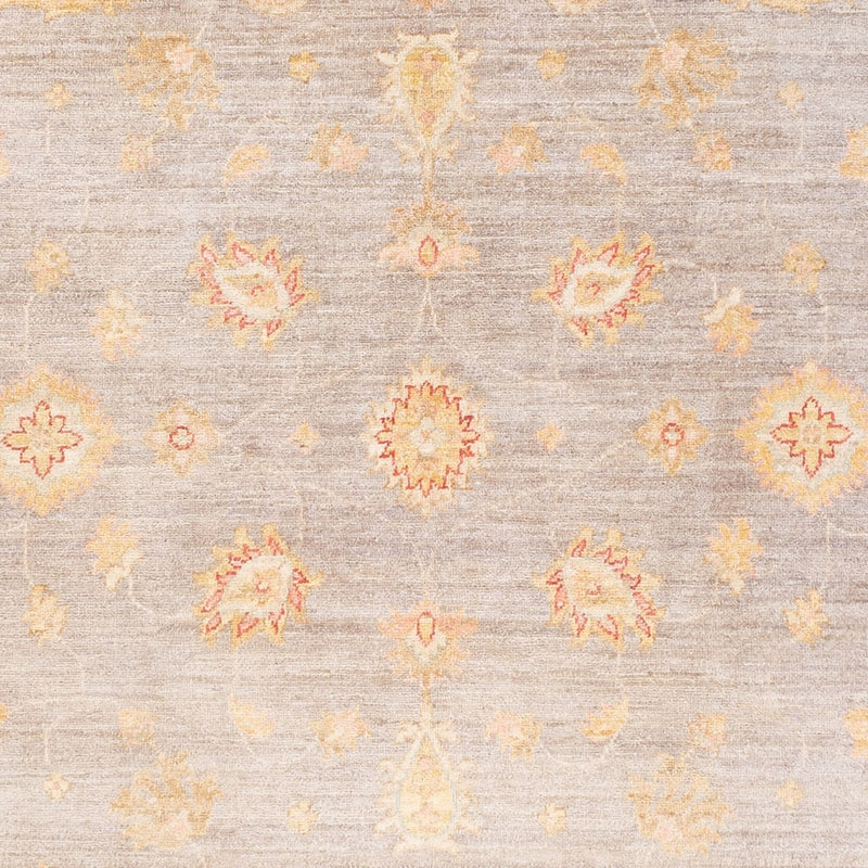 Ziegler Rug - Ariana - 241 x 169 cm - lilac