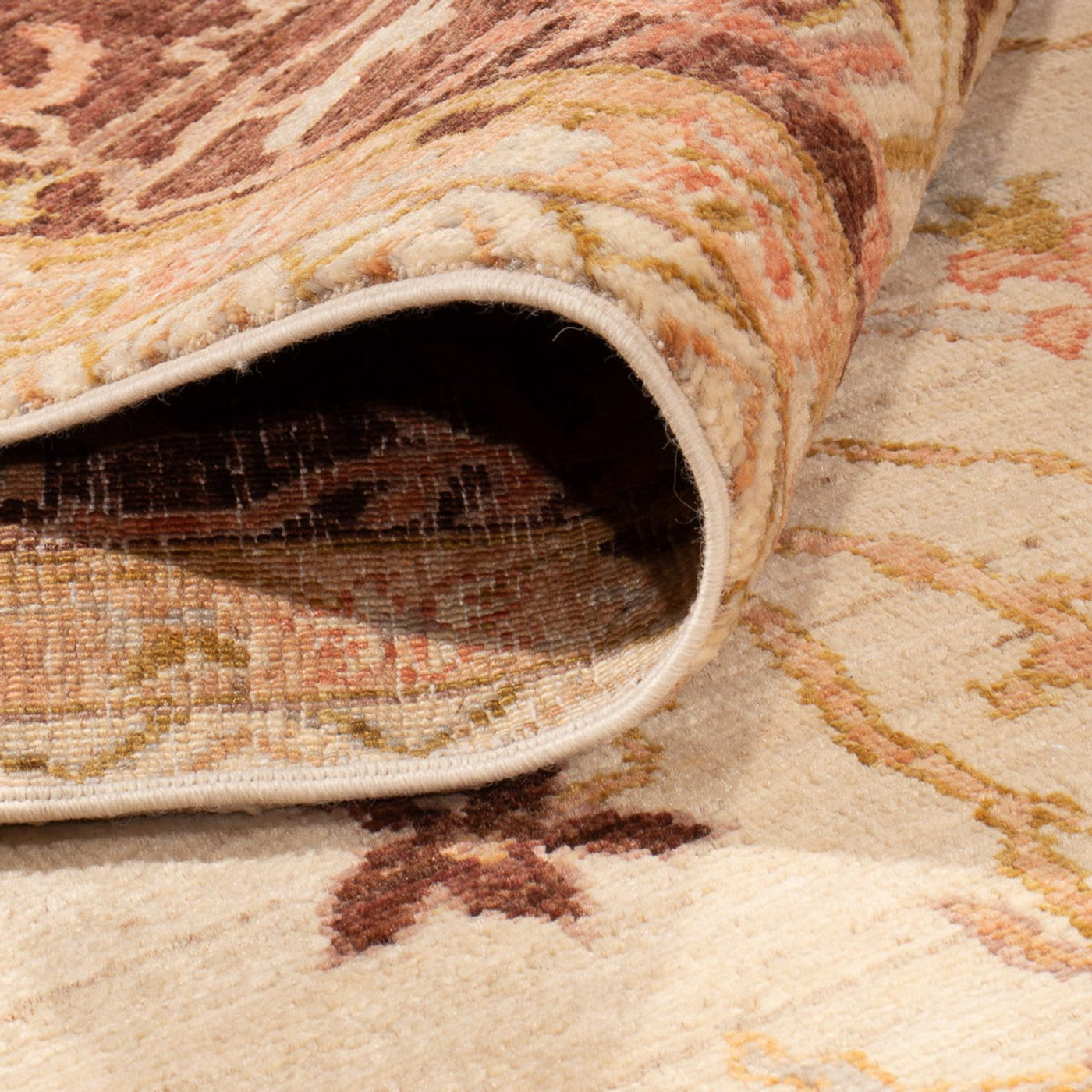 Ushak Rug 307x247cm - Oriental Rug