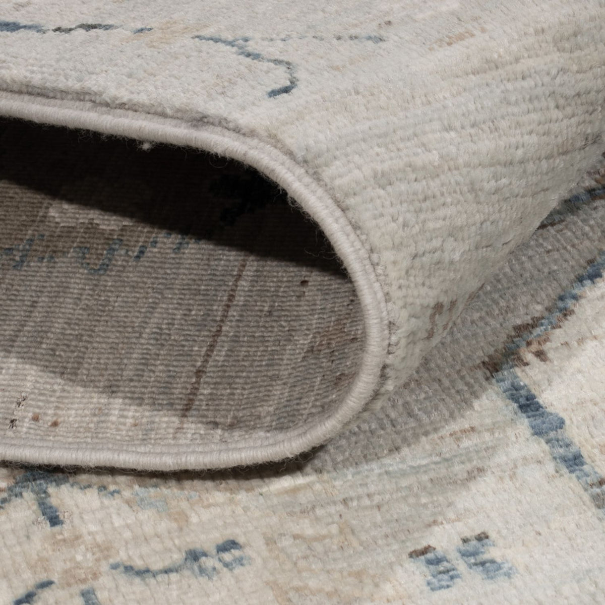 Designer Rug - 181 x 120 cm - silver