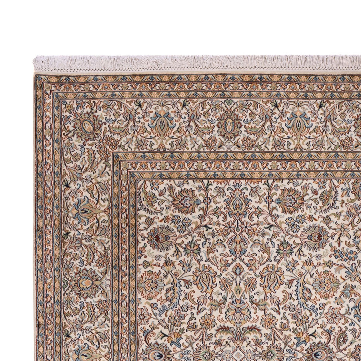 Kashmir Silk Rug 326x216cm - Oriental Rug