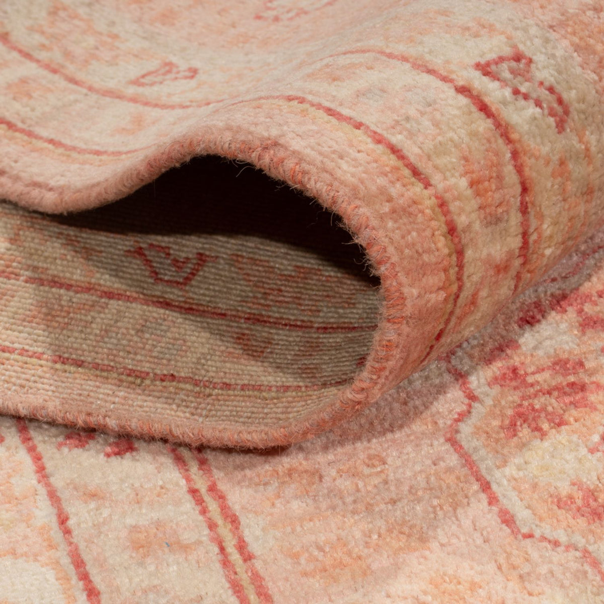 Ziegler Rug - Ariana square  - 207 x 198 cm - light red