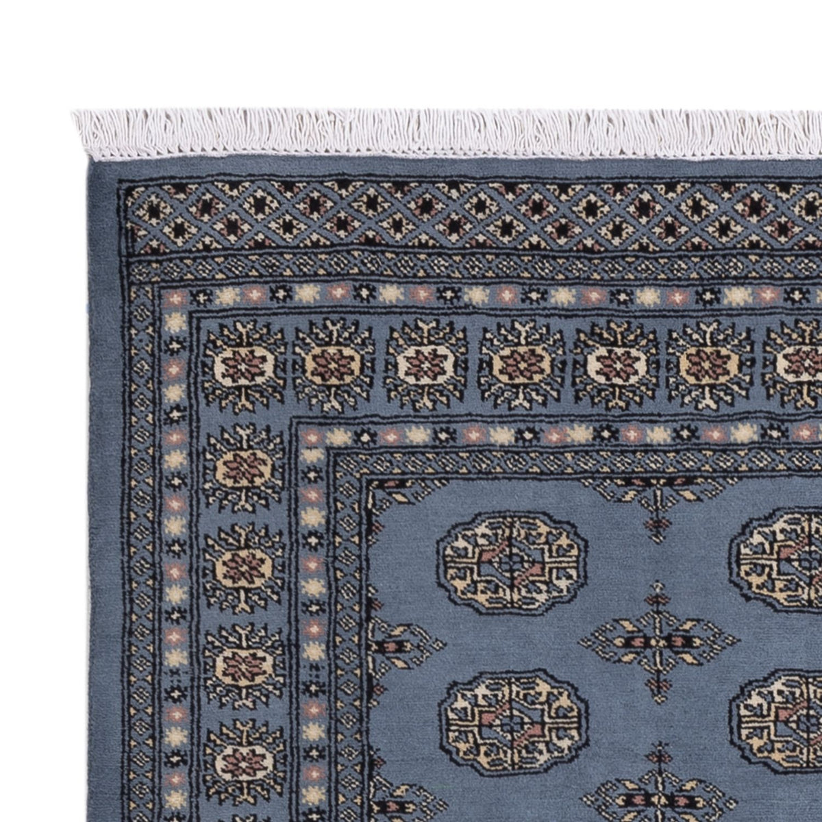 Pakistani Rug 140x199cm - Oriental Rug