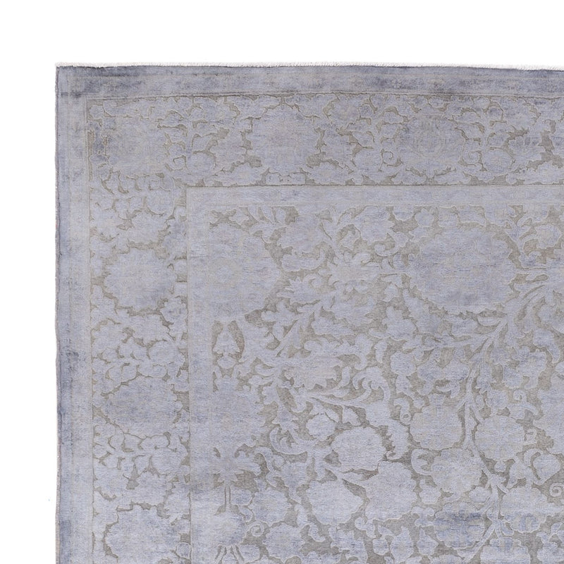 Designer Rug - 294 x 246 cm - silver