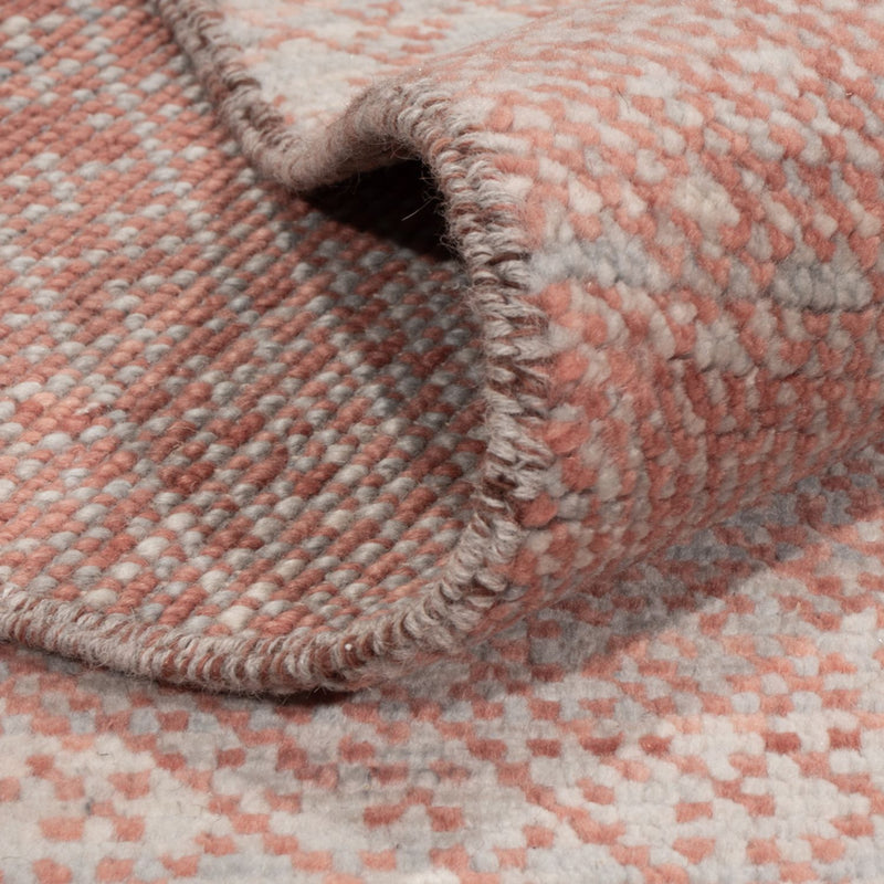 Designer Rug - 368 x 276 cm - light red