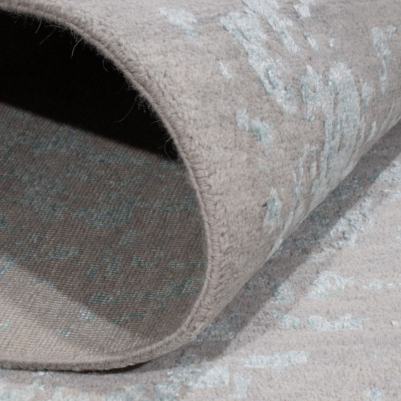 Designer Rug - 367 x 275 cm - light blue