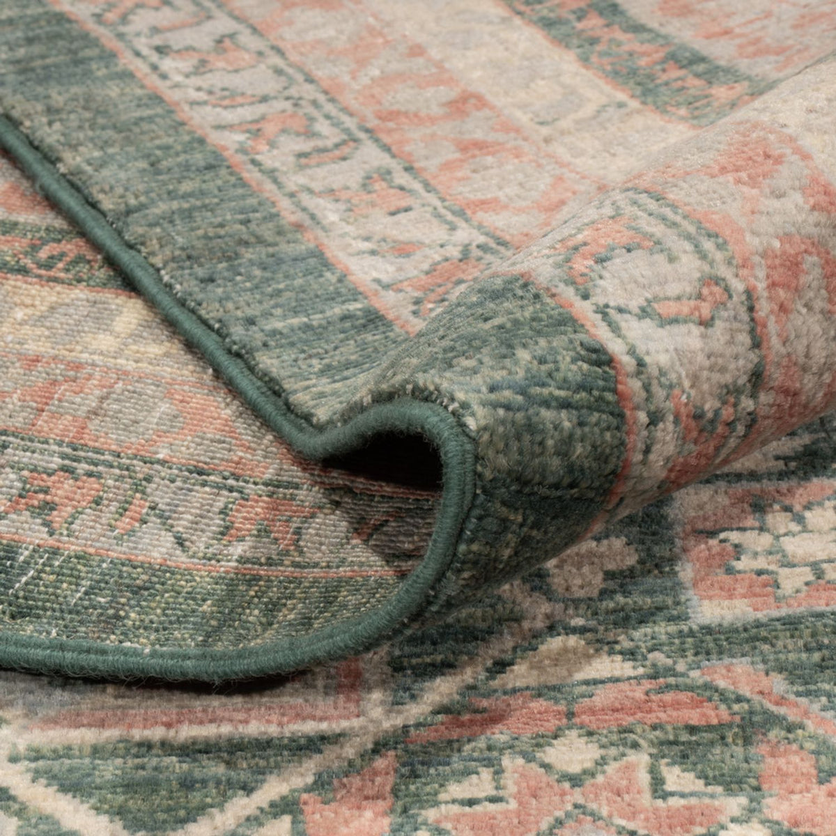 Ziegler Rug - Ariana - 397 x 302 cm - light green