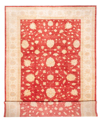 Ziegler Rug - 686 x 402 cm - red