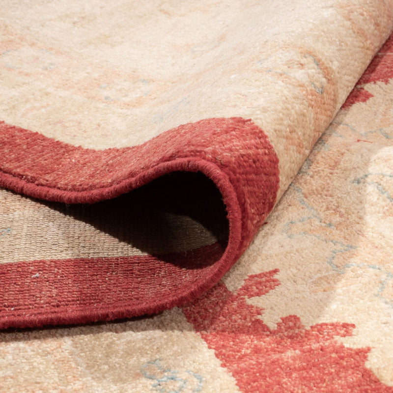 Ziegler Rug - 686 x 402 cm - red