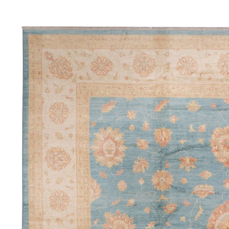 Ziegler Rug - 496 x 409 cm - light blue