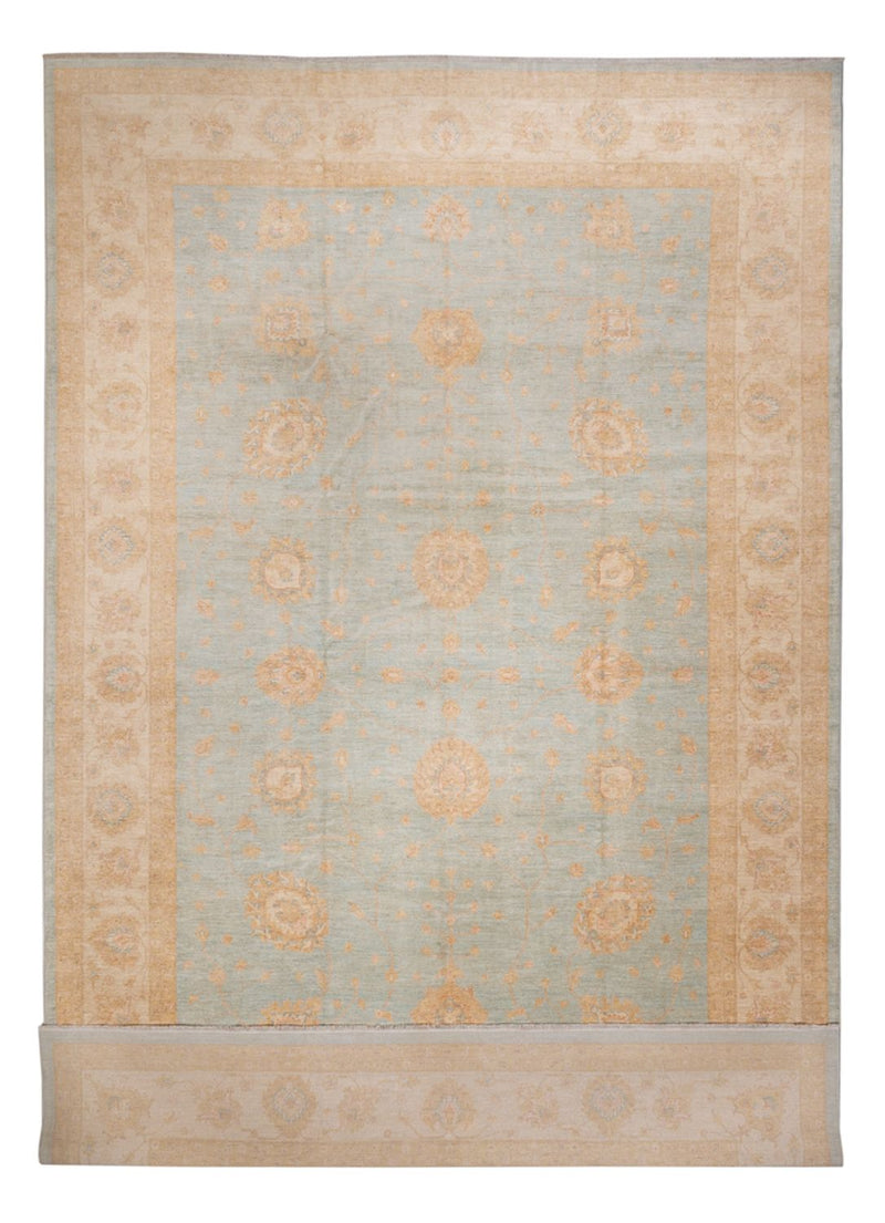 Ziegler Rug - 543 x 354 cm - light blue