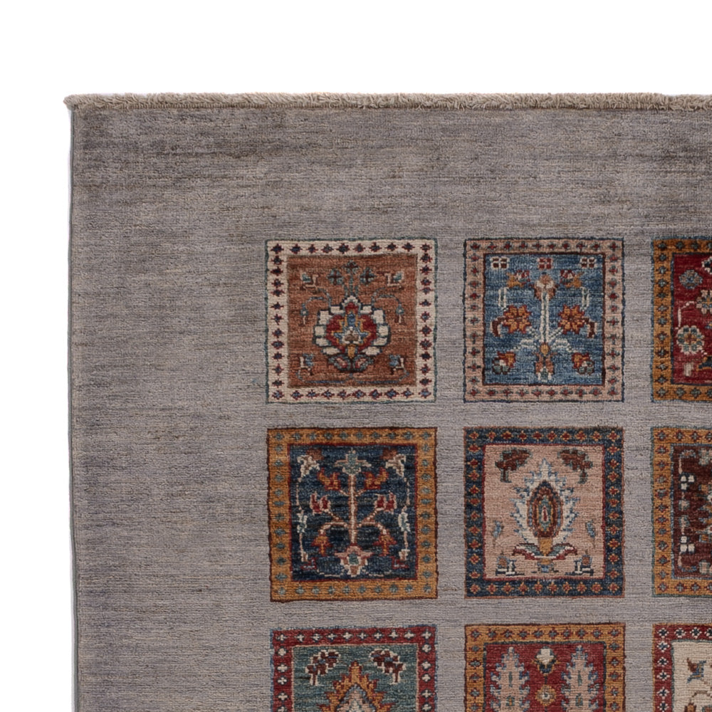 Bakhtiari Rug 203x152cm - Oriental Rug