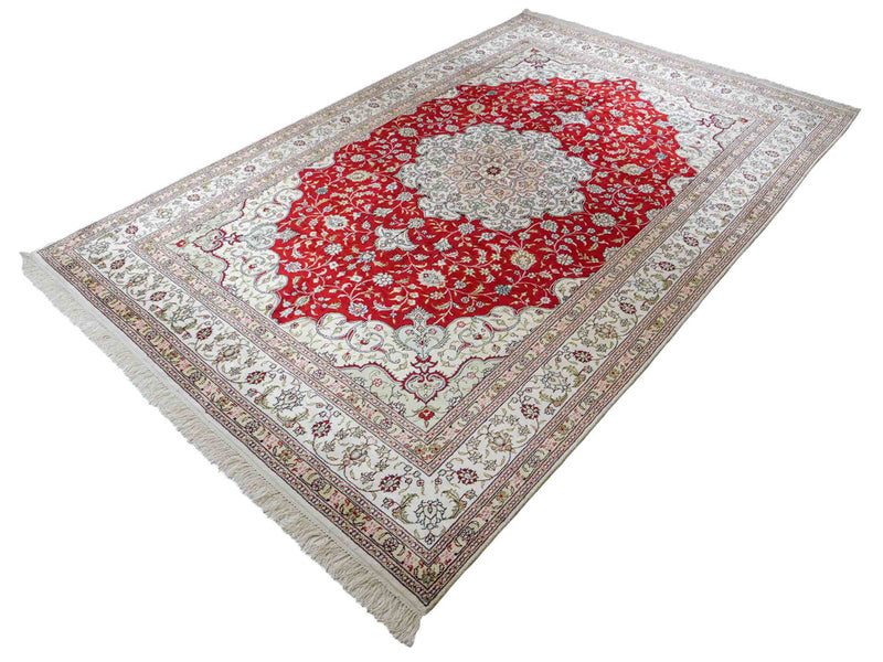 Chinese Silk Rug 182x276cm - Oriental Rug