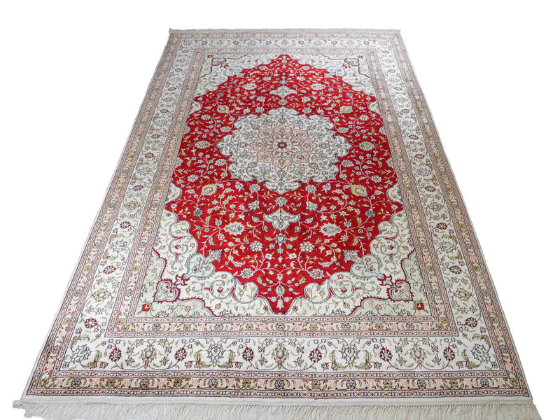 Chinese Silk Rug 182x276cm - Oriental Rug