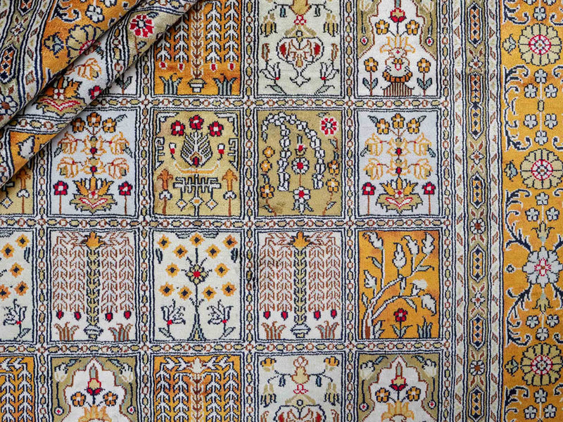China Seide Rug 267x181cm - Oriental Rug