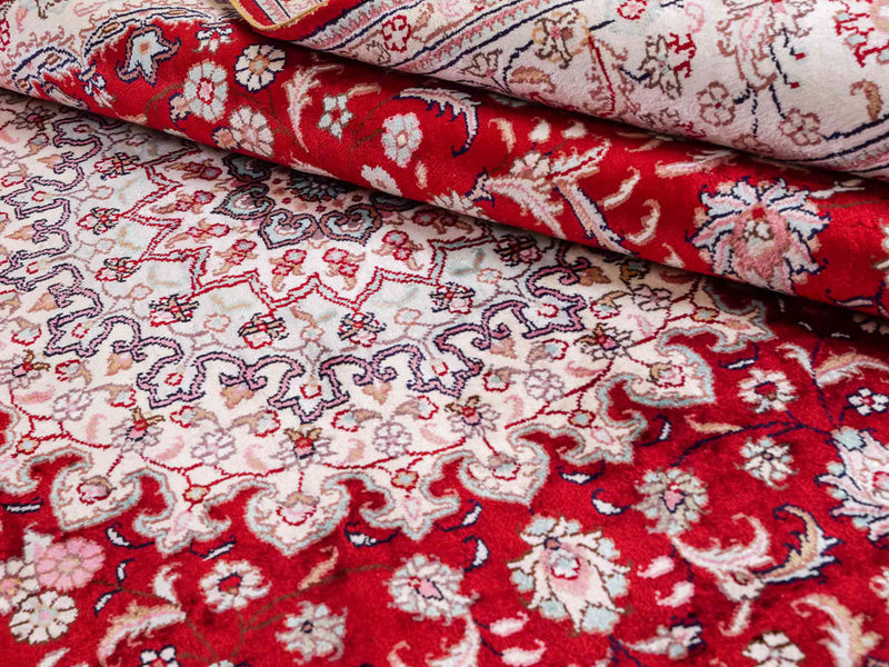Chinese Silk Rug 263x180cm - Oriental Rug