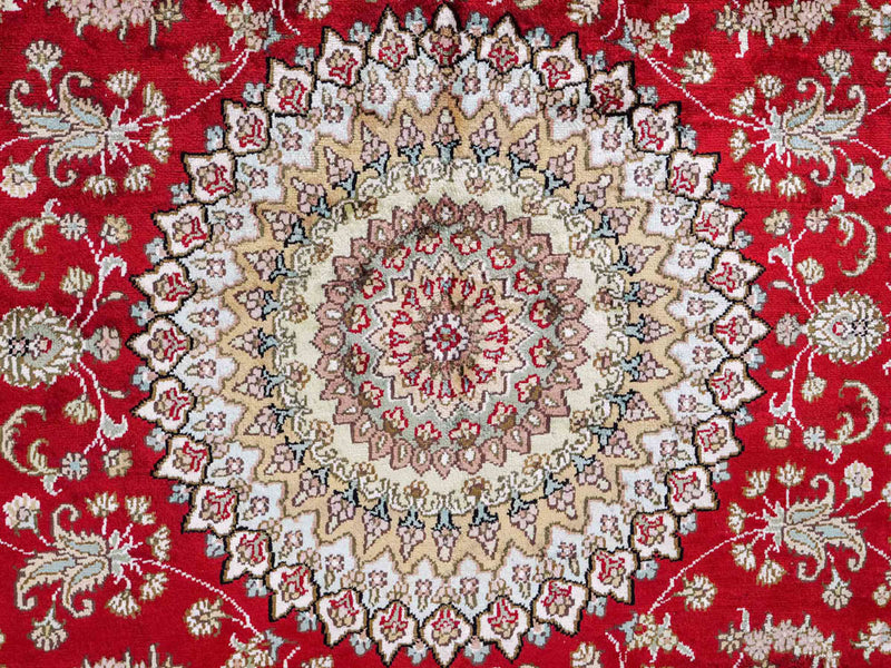China Seide Rug 240x153cm - Oriental Rug