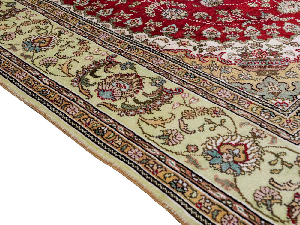 China Seide Rug 240x153cm - Oriental Rug