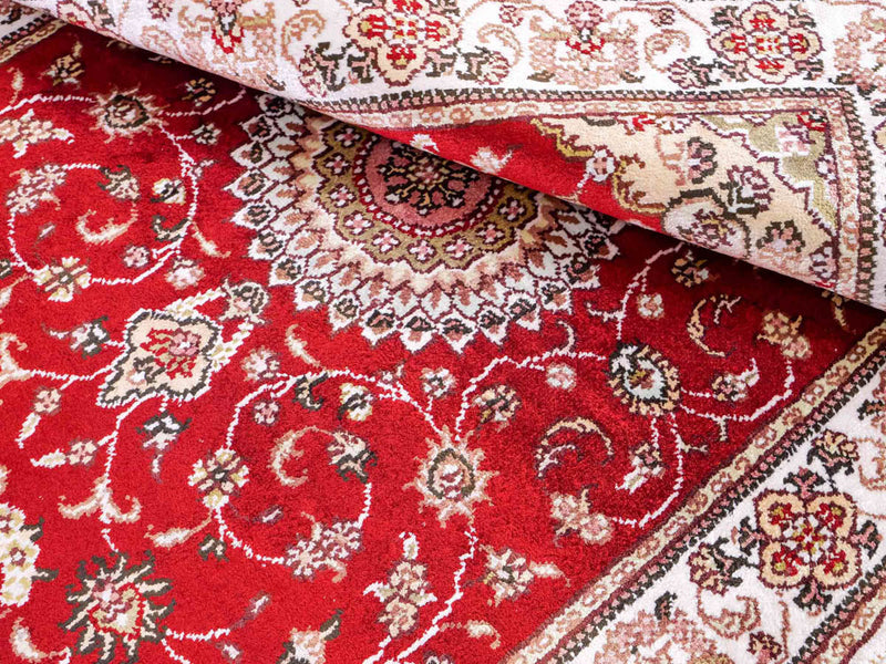 Chinese Silk Rug 117x77cm - Oriental Rug