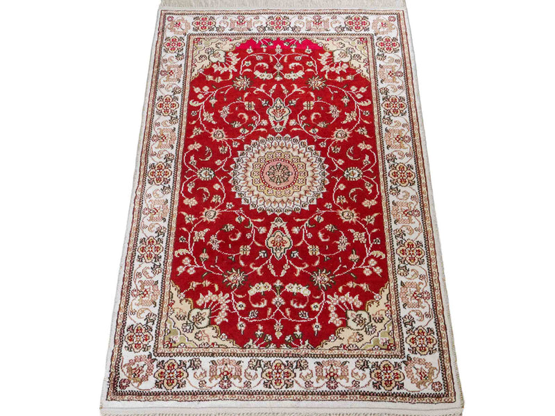Chinese Silk Rug 117x77cm - Oriental Rug