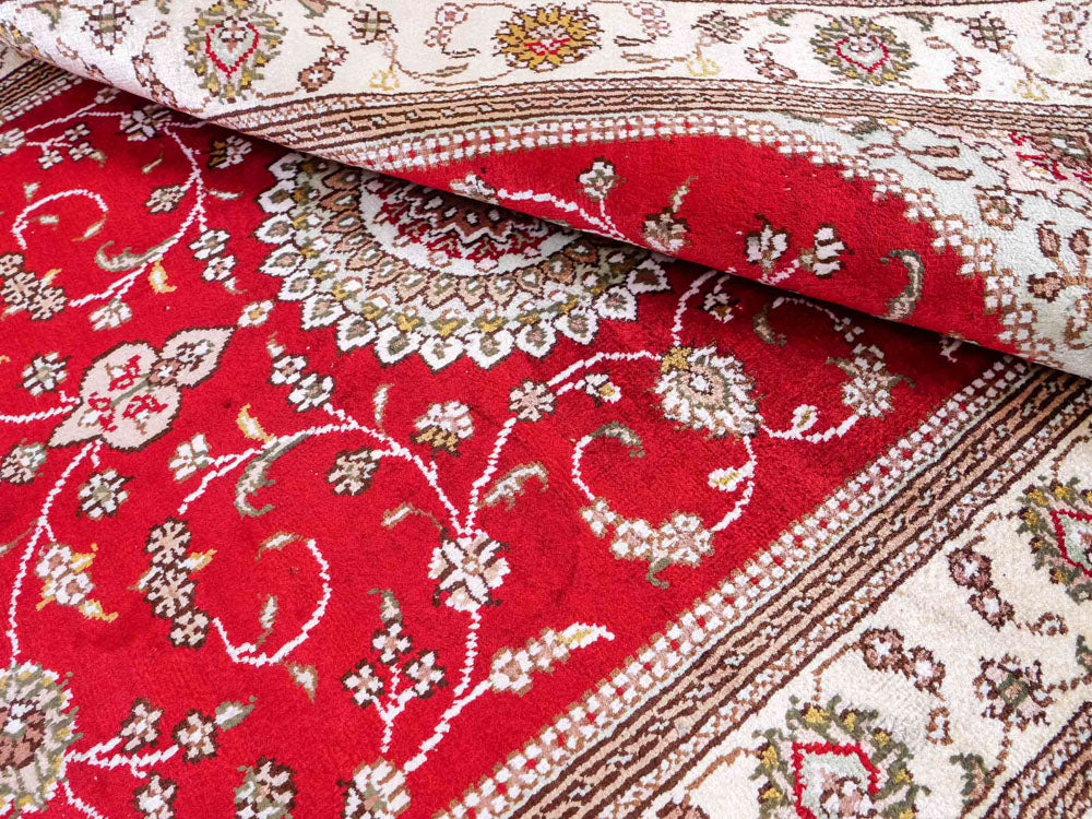 Silk Rug - Chinese Silk - 122 x 76 cm - red