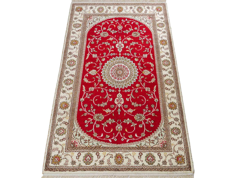 Silk Rug - Chinese Silk - 122 x 76 cm - red