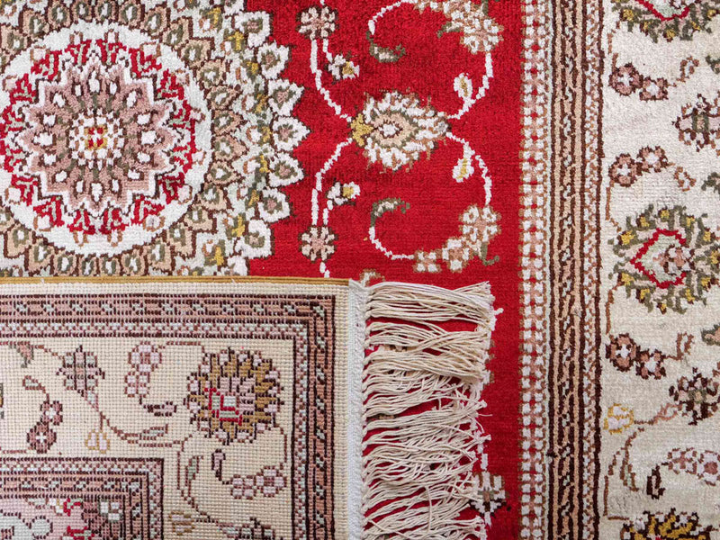 Silk Rug - Chinese Silk - 122 x 76 cm - red