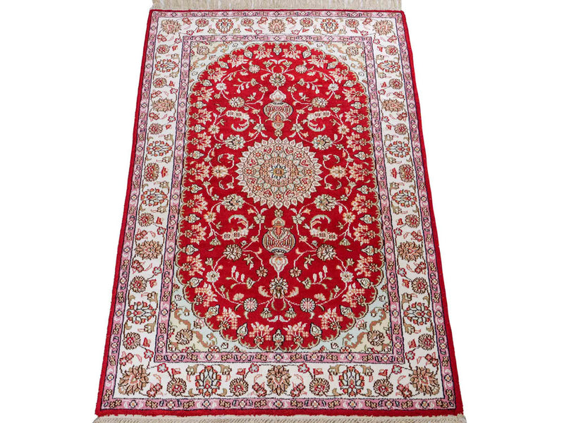 Silk Rug - Chinese Silk - 119 x 76 cm - red
