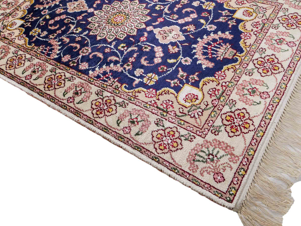 China Seide Rug 92x60cm - Oriental Rug