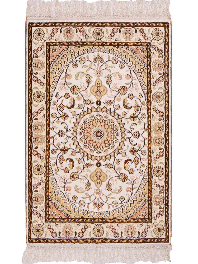 China Seide Rug 88x59cm - Oriental Rug