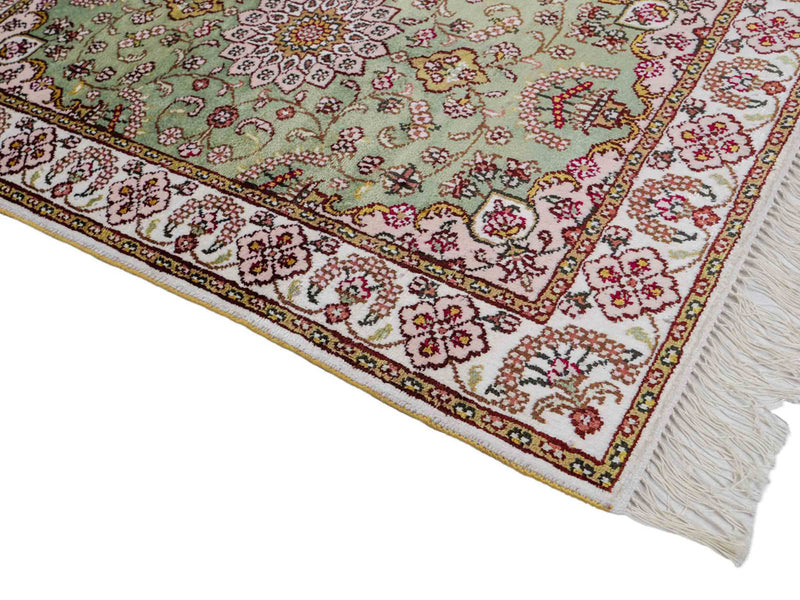 Chinese Silk Rug 93x63cm - Oriental Rug