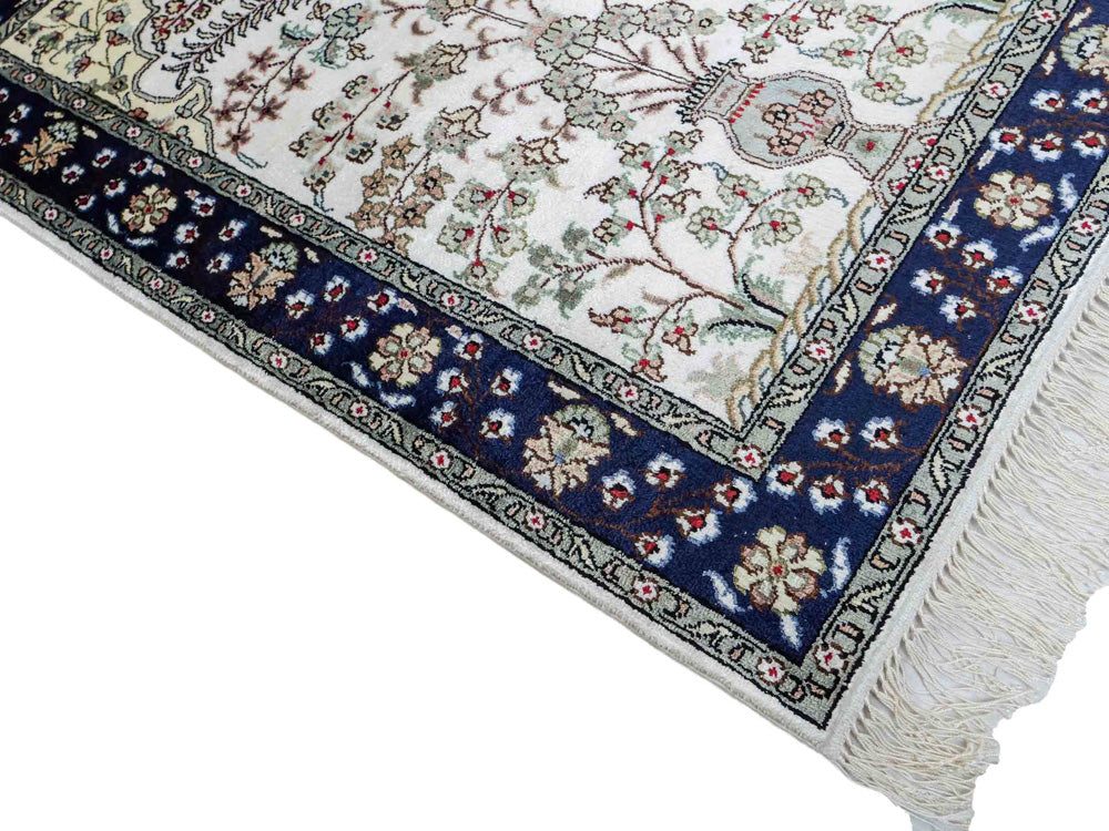 Chinese Silk Rug 90x62cm - Oriental Rug
