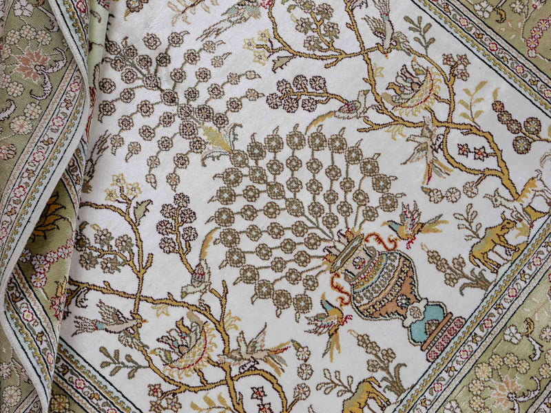 Silk Rug - Chinese Silk - 183 x 124 cm - beige