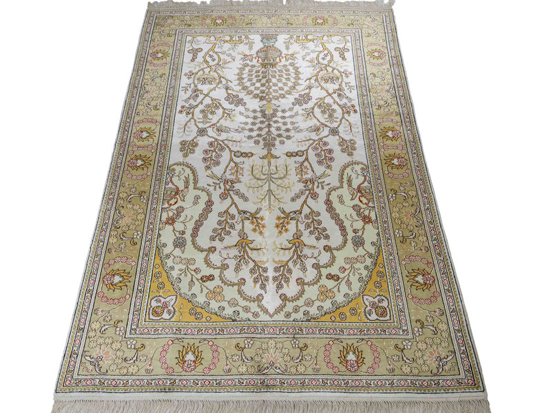 Silk Rug - Chinese Silk - 183 x 124 cm - beige