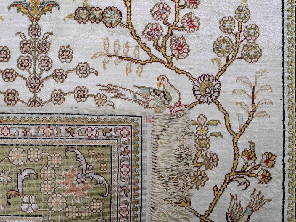 Silk Rug - Chinese Silk - 183 x 124 cm - beige