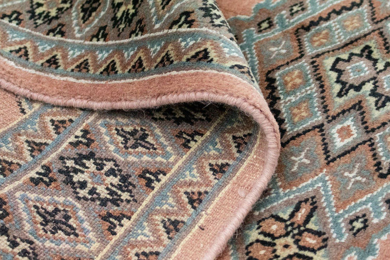 Pakistani Rug - 119 x 81 cm - rose