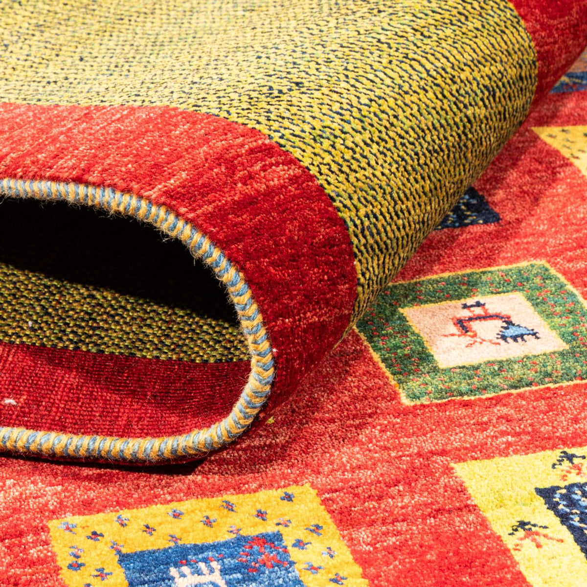 Gabbeh Rug - Perser - 242 x 186 cm - red