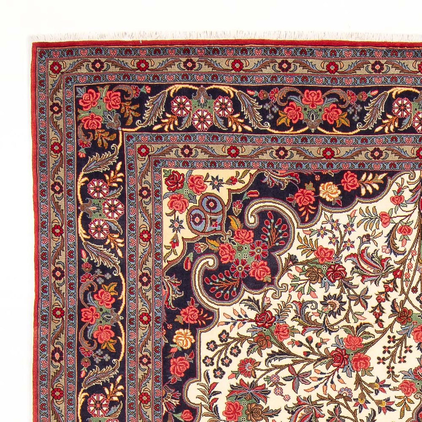 Joshaghan Rug 324x220cm - Persian Rugs