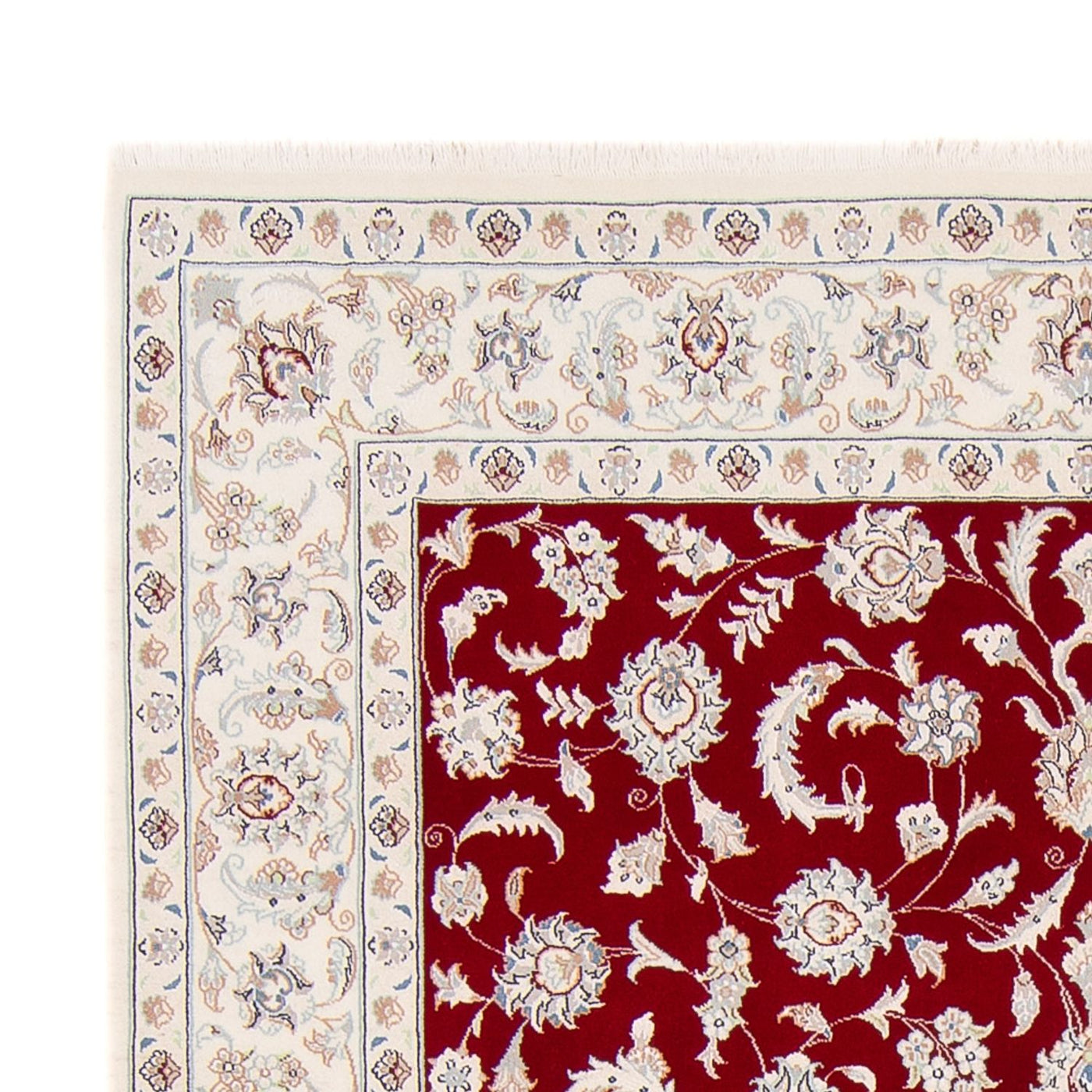 Nain Rug 236x169cm - Persian Rugs