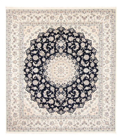 Nain Rug 225x263cm - Persian Rugs