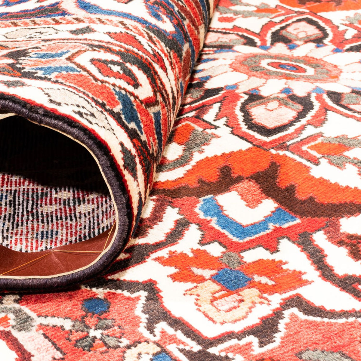 Perser Rug - Nomadic - 315 x 207 cm - red